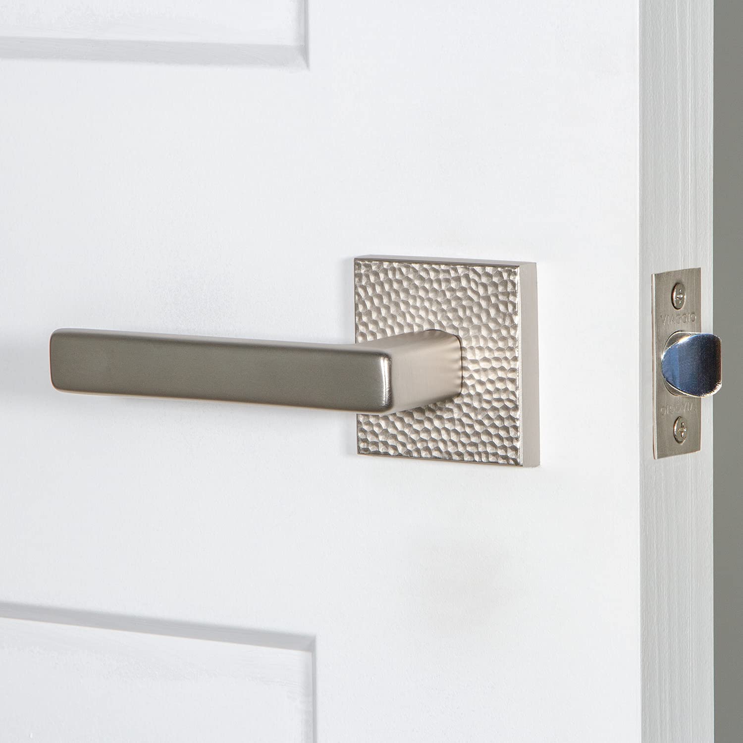 Viaggio 624500 サテンニッケル サークルコロレザー ロゼット